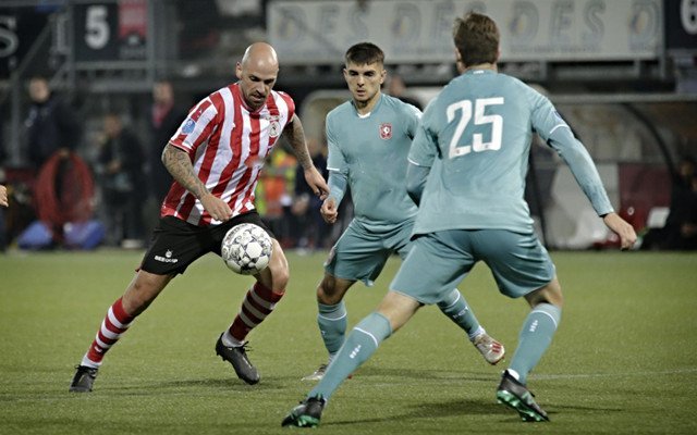 特别注意突 特别注意突