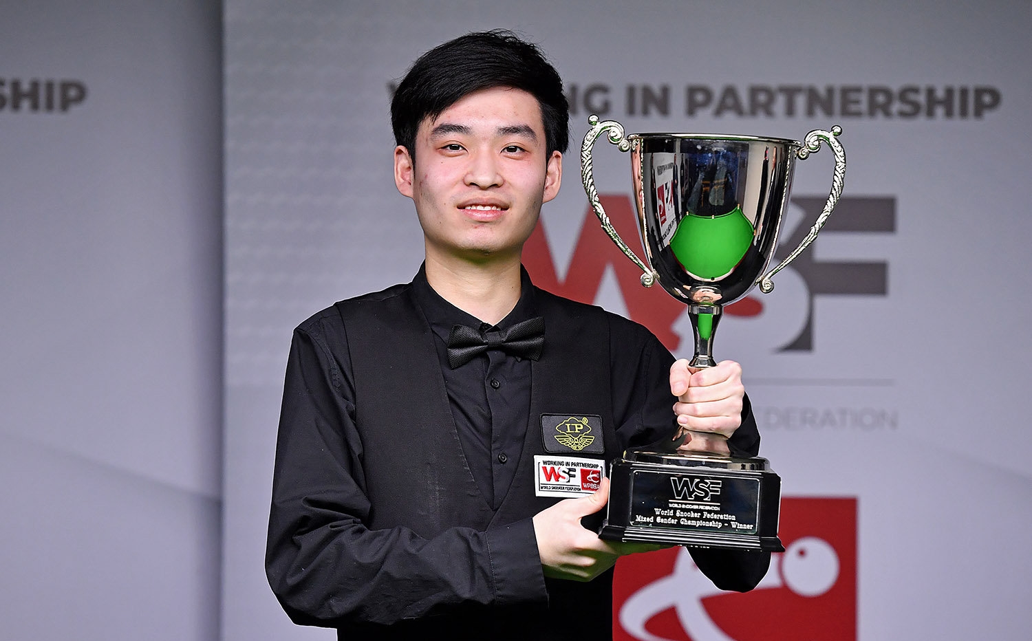 姆巴佩也从 姆巴佩也从