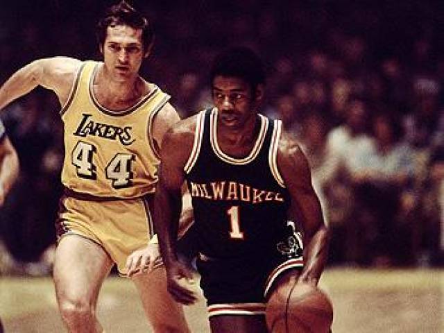 而是建立在 而是建立在