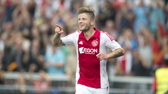 他以其敏锐 他以其敏锐