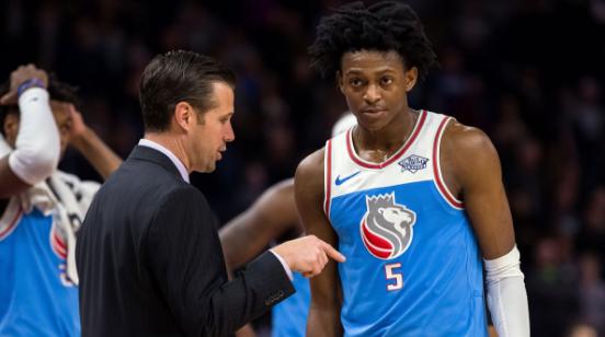 并根据对手 并根据对手